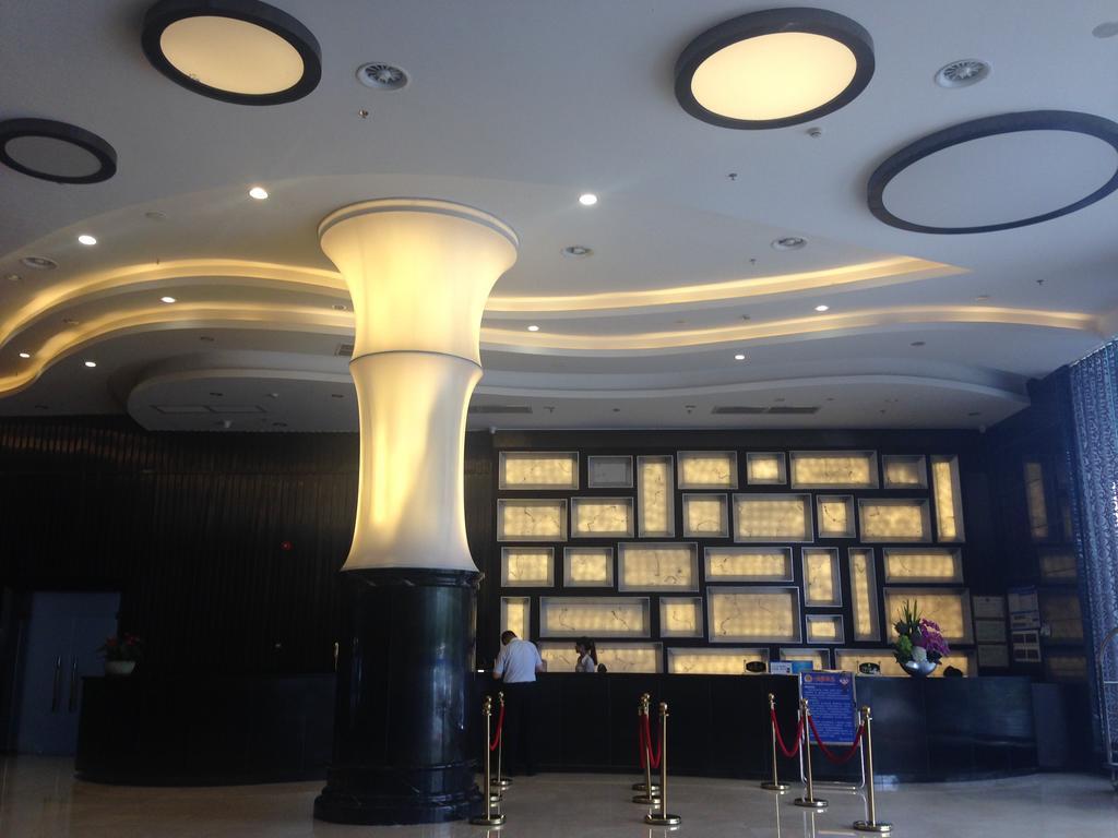 ג'וחאי Golden Palm Hotel מראה חיצוני תמונה
