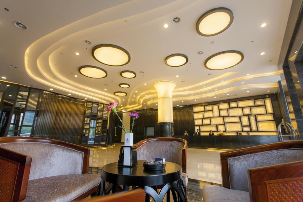 ג'וחאי Golden Palm Hotel מראה חיצוני תמונה