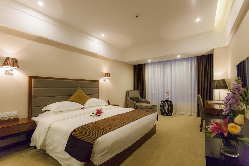 ג'וחאי Golden Palm Hotel מראה חיצוני תמונה